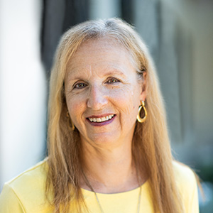 Susan Quiñones